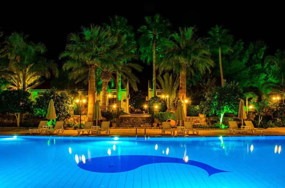 Almond Holiday Village & Hotel Karavas  Buitenkant foto
